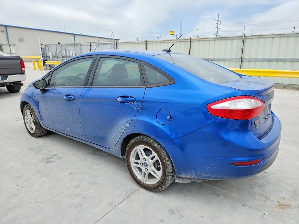 2018 FORD FIESTA SE  