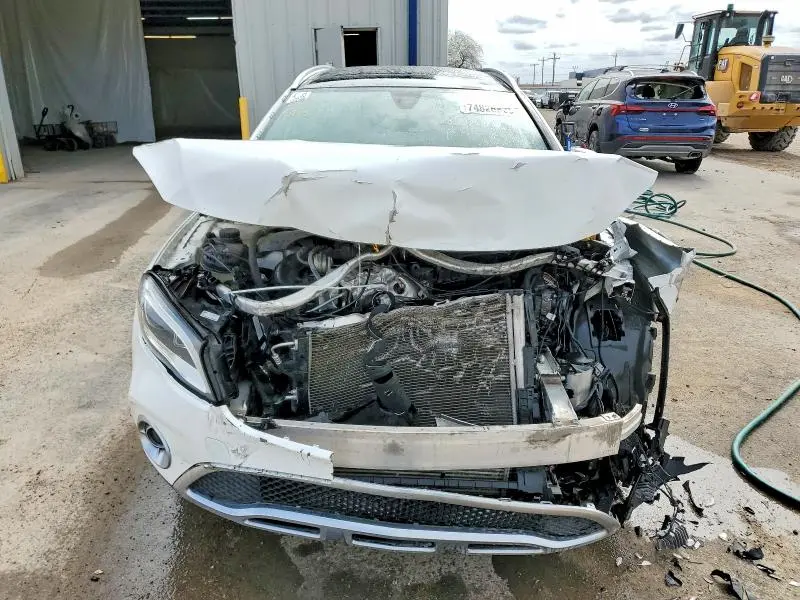 2020 MERCEDES-BENZ GLA 250  