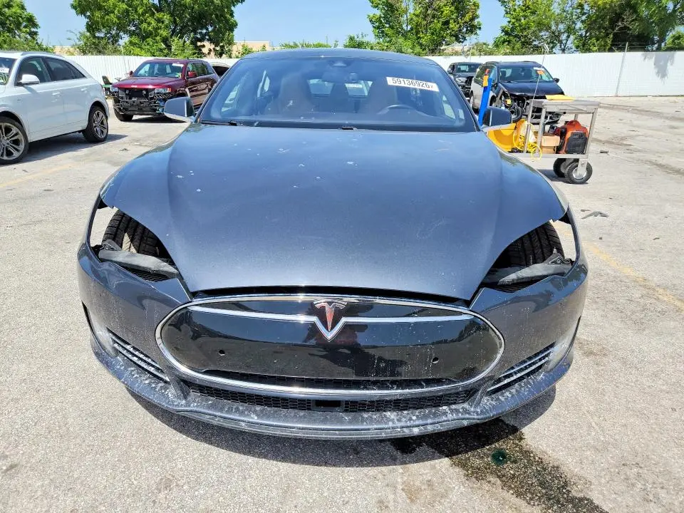 2015 TESLA MODEL S 85D  