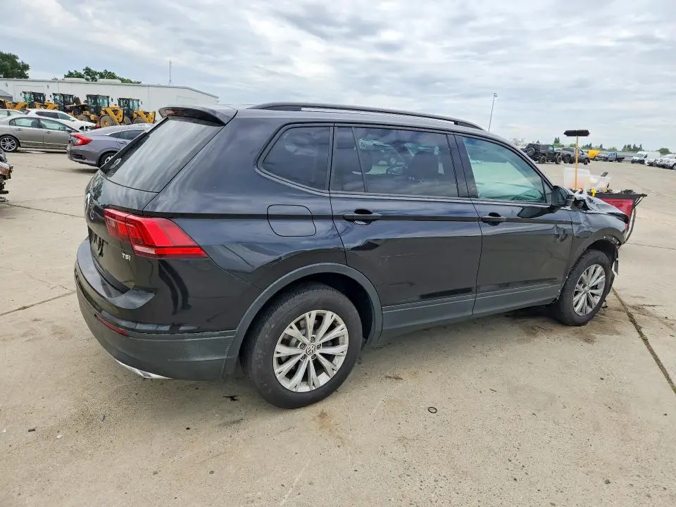 2018 VOLKSWAGEN TIGUAN S  