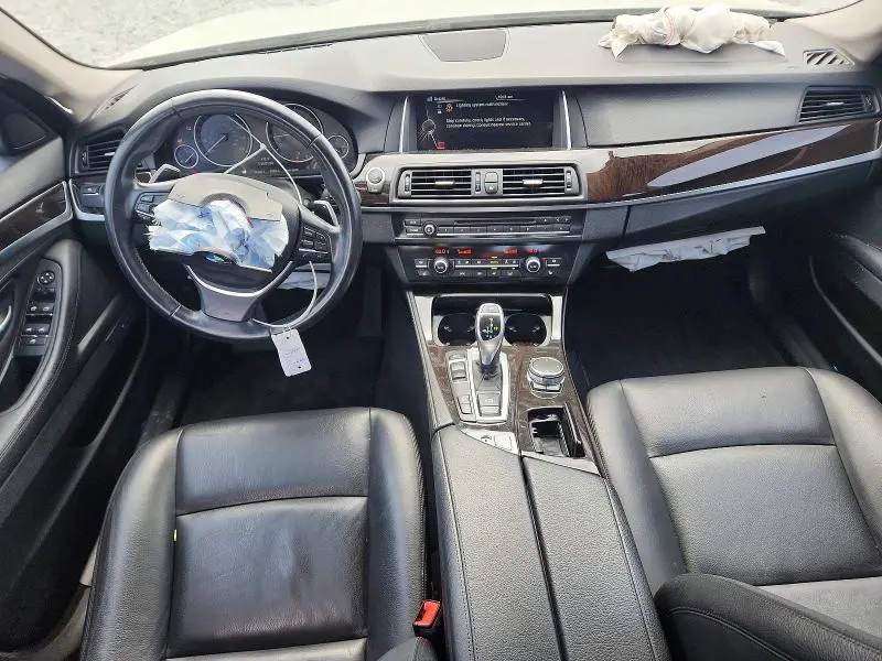 2016 BMW 528 XI  