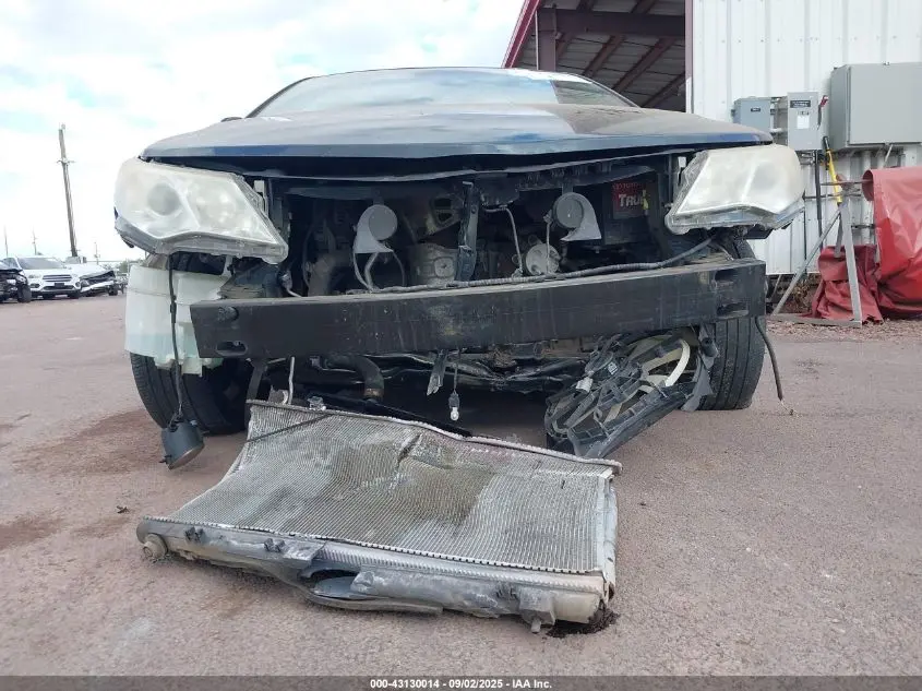 2012 TOYOTA CAMRY XLE