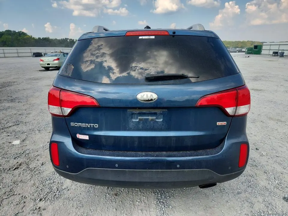 2014 KIA SORENTO LX  