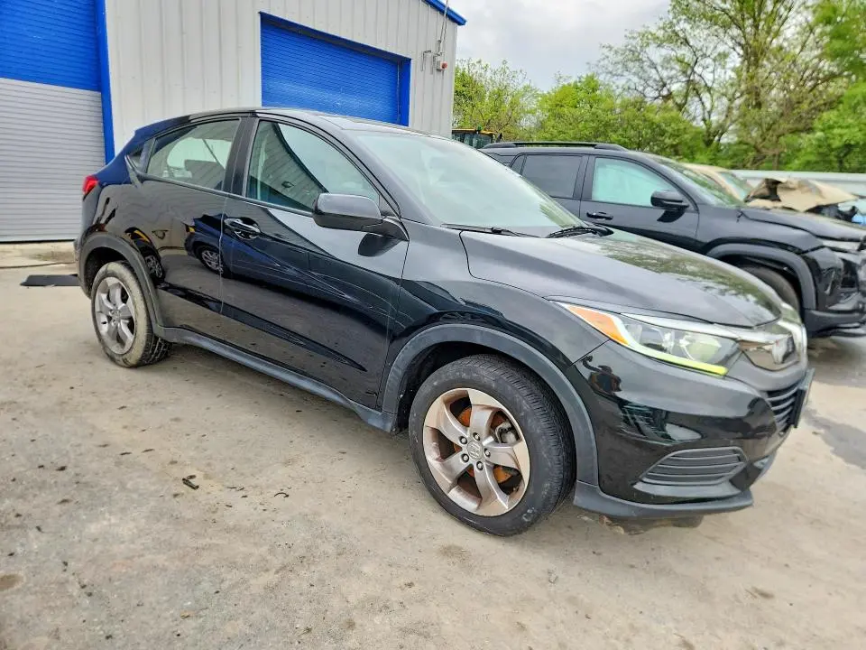 2019 HONDA HR-V LX  