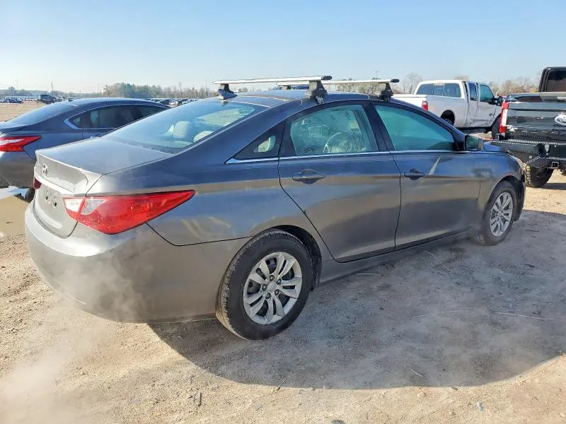 2011 HYUNDAI SONATA GLS  