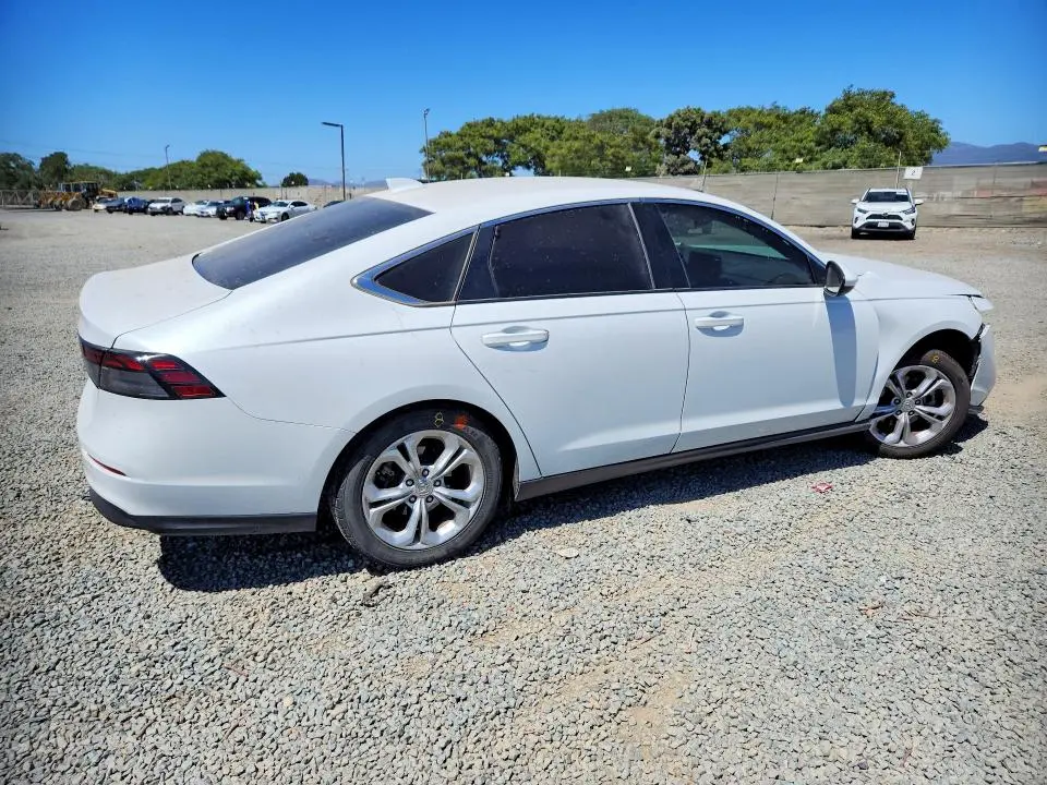 2025 HONDA ACCORD LX  