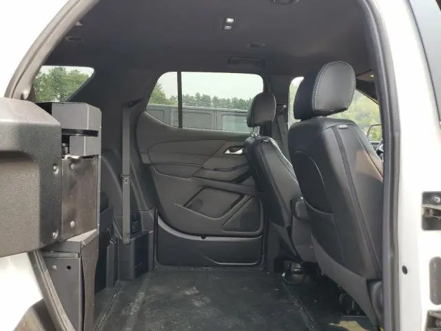 2023 CHEVROLET TRAVERSE LT  