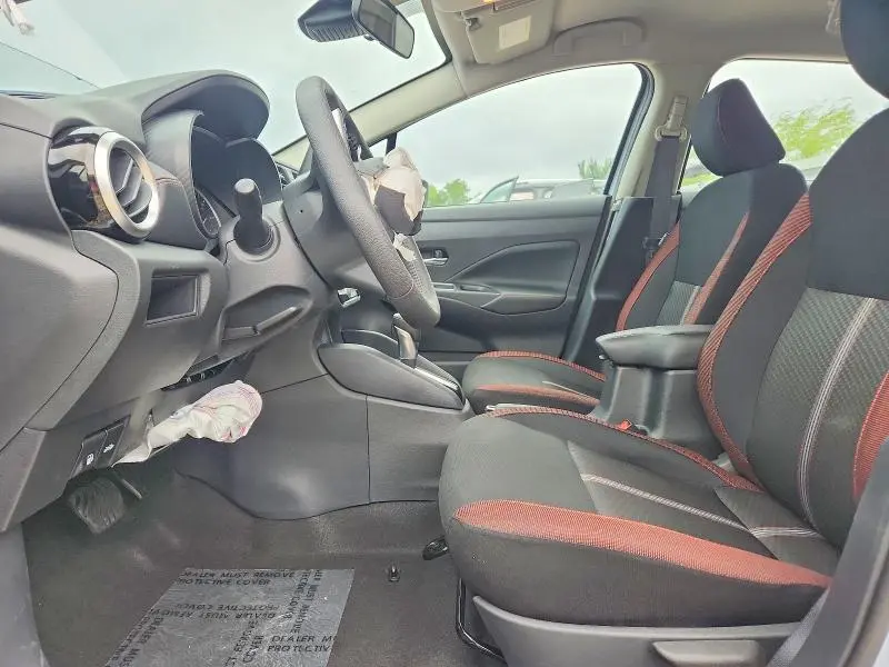 2025 NISSAN VERSA SR  
