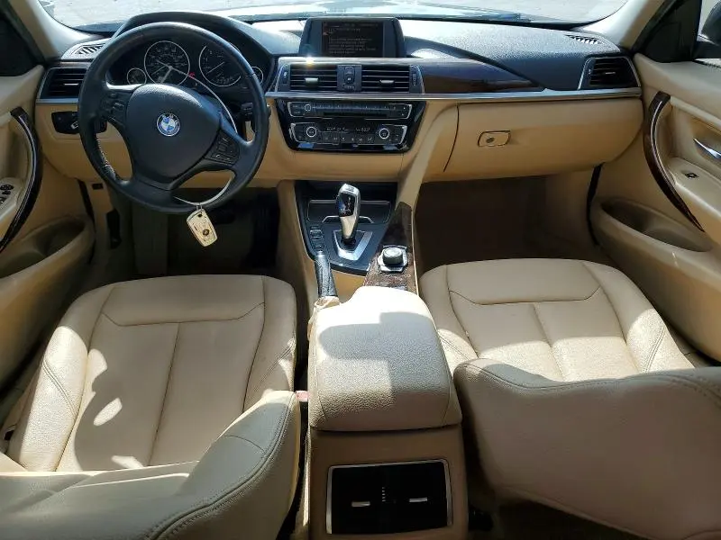 2016 BMW 320 I  