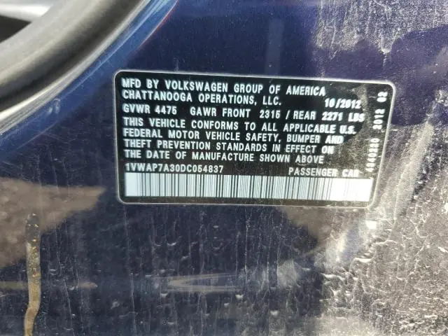 2013 VOLKSWAGEN PASSAT S  