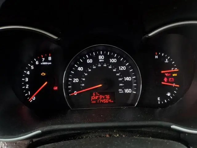 2014 KIA SORENTO LX  