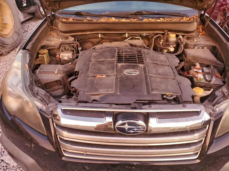 2013 SUBARU OUTBACK 3.6R LIMITED  