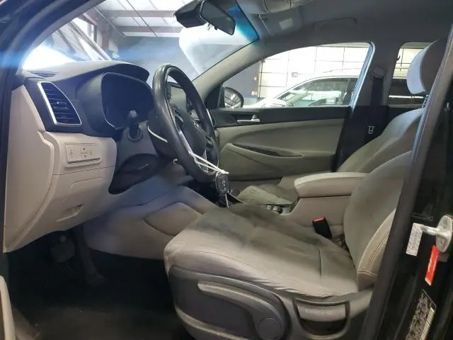 2019 HYUNDAI TUCSON SE  