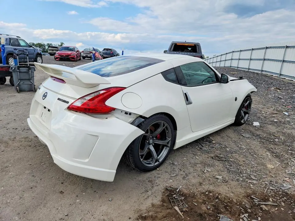 2013 NISSAN 370Z BASE  