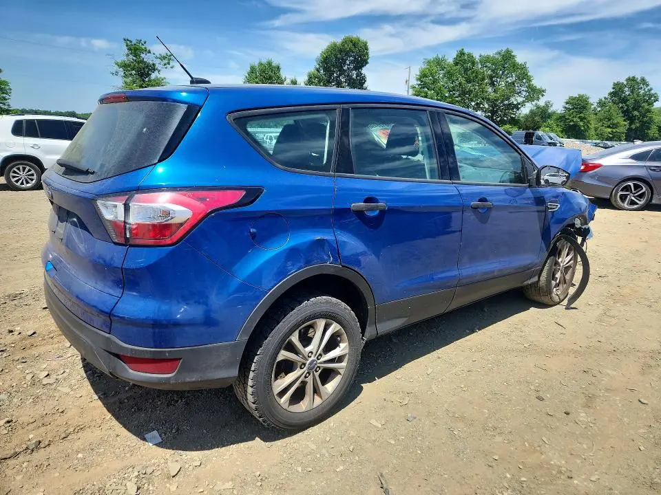 2017 FORD ESCAPE S  