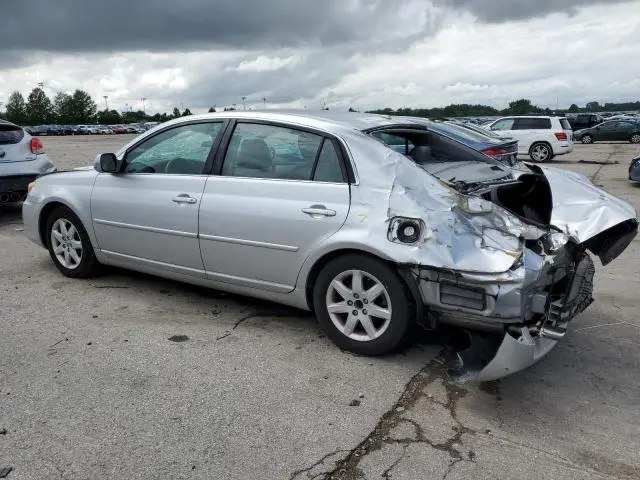 2010 TOYOTA AVALON XL  