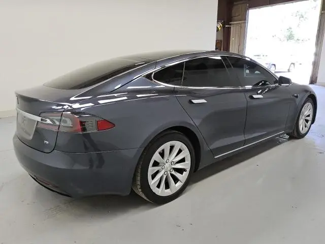 2016 TESLA MODEL S   