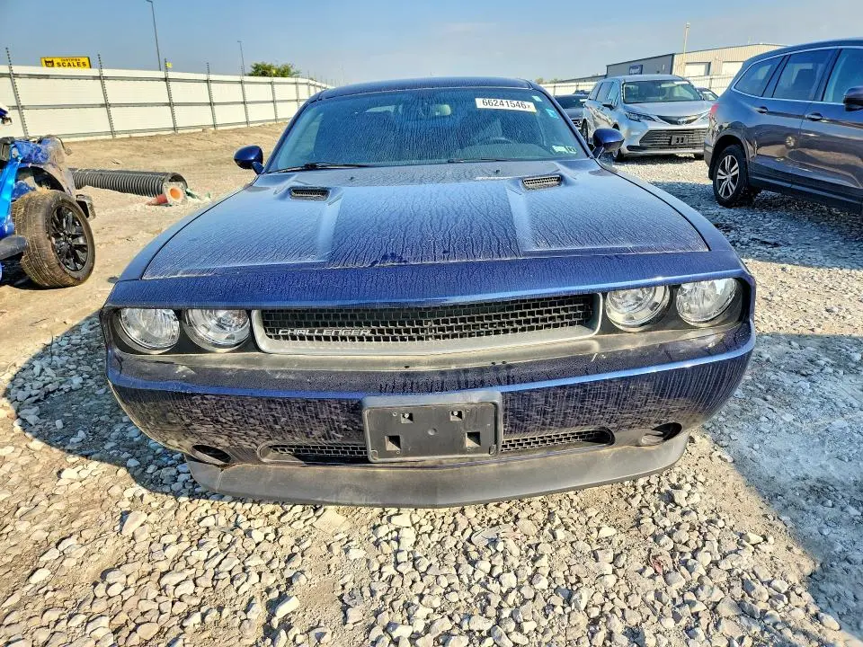 2014 DODGE CHALLENGER SXT  