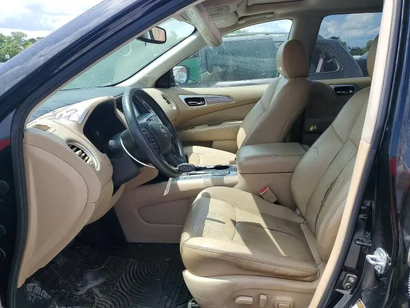 2017 NISSAN PATHFINDER SL  