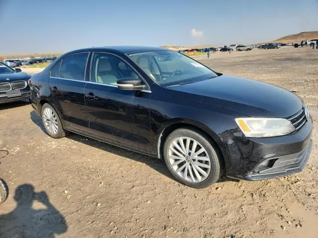 2015 VOLKSWAGEN JETTA SE  