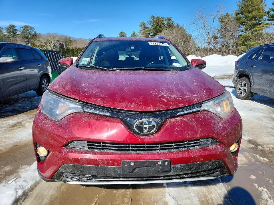 2018 TOYOTA RAV4 XLE  