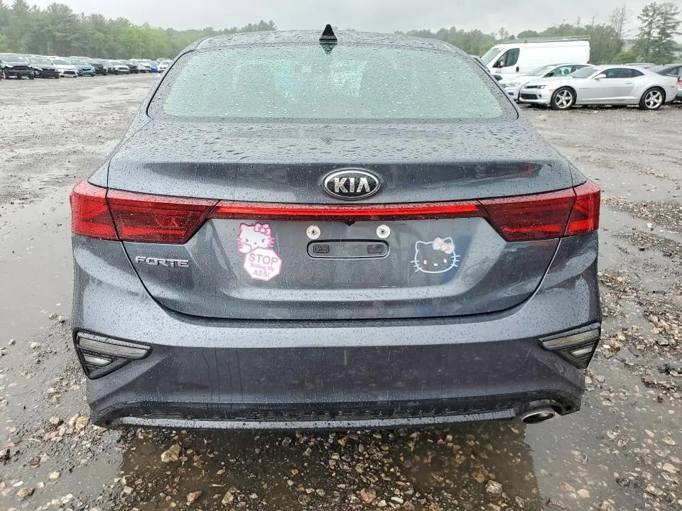 2021 KIA FORTE LXS  