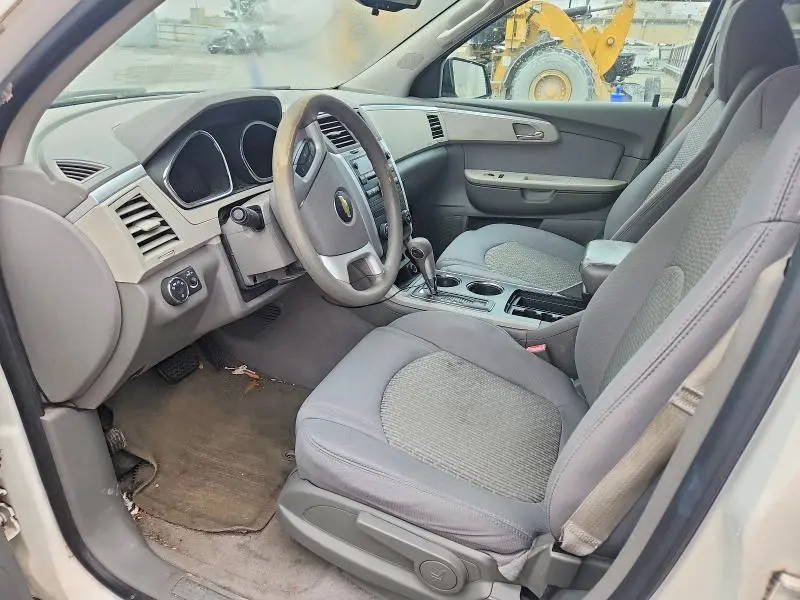 2012 CHEVROLET TRAVERSE LS  