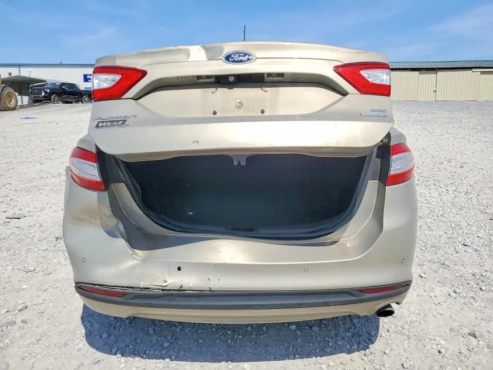 2016 FORD FUSION SE  