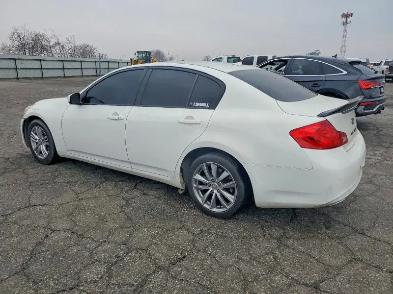 2013 INFINITI G37 JOURNE   