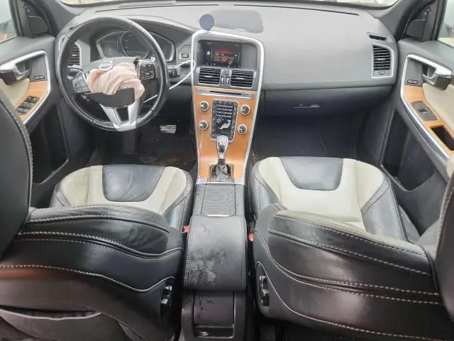 2015 VOLVO XC60 T6 PLATINUM  
