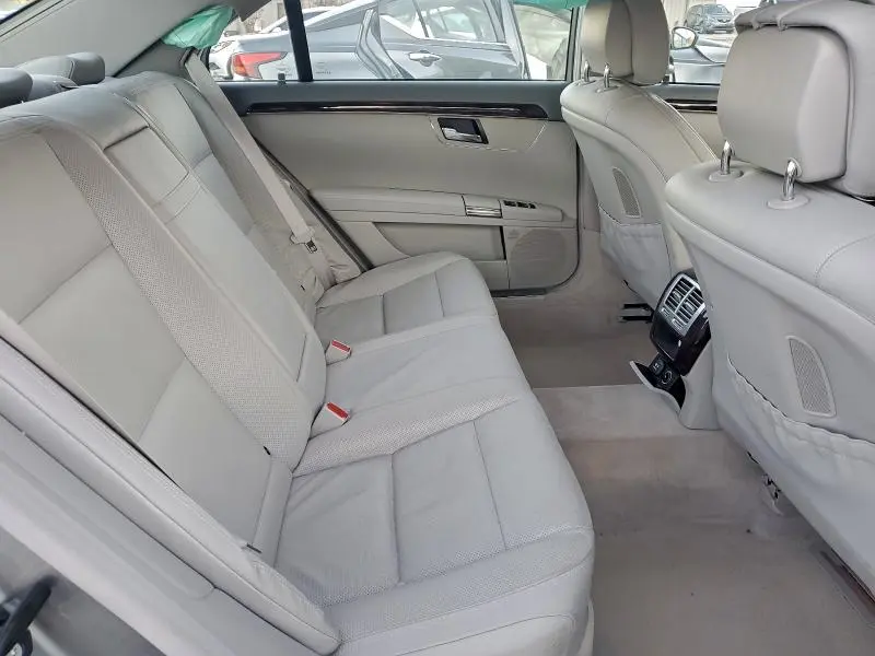 2010 MERCEDES-BENZ S 550  