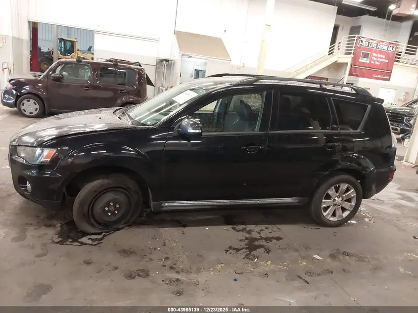 2012 MITSUBISHI OUTLANDER SE