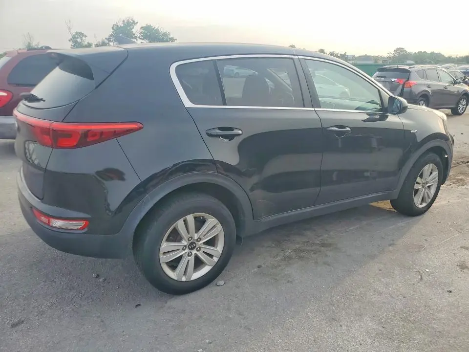 2017 KIA SPORTAGE LX  