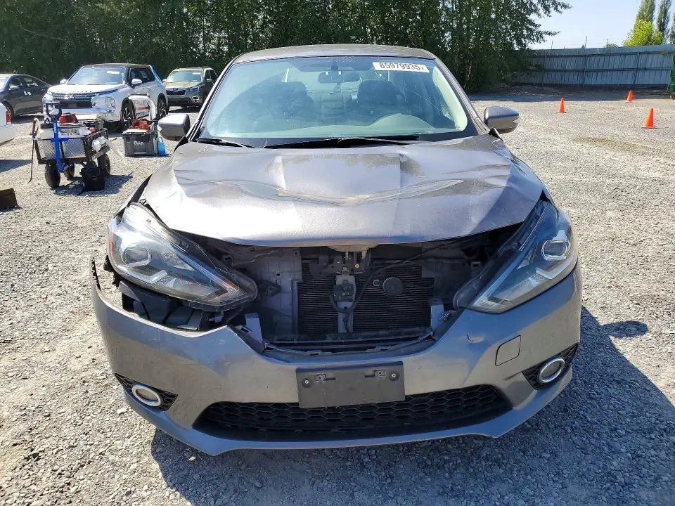 2016 NISSAN SENTRA SR  