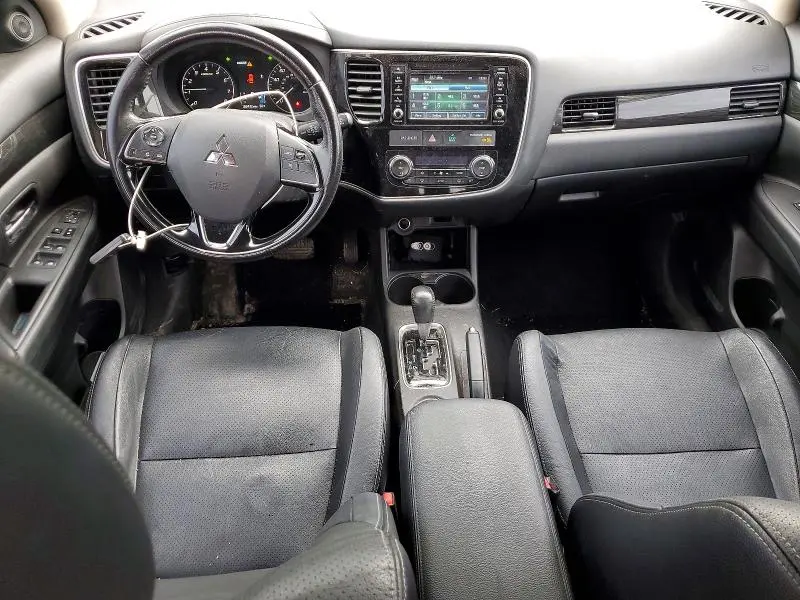 2016 MITSUBISHI OUTLANDER SE  