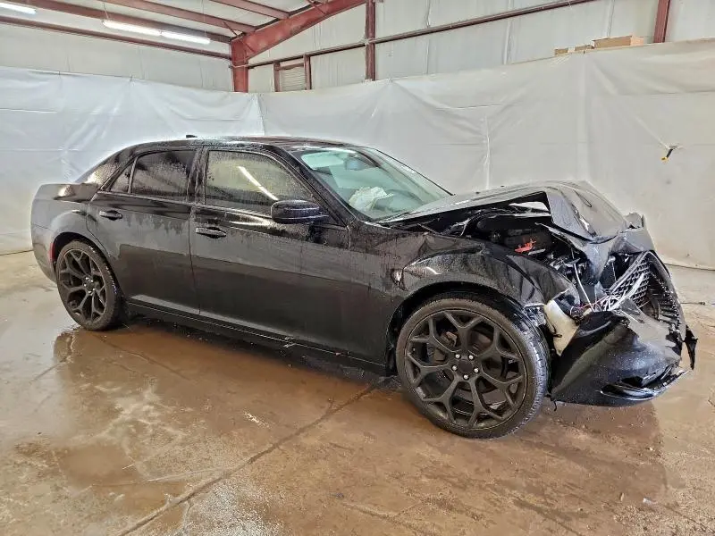 2018 CHRYSLER 300 TOURING  