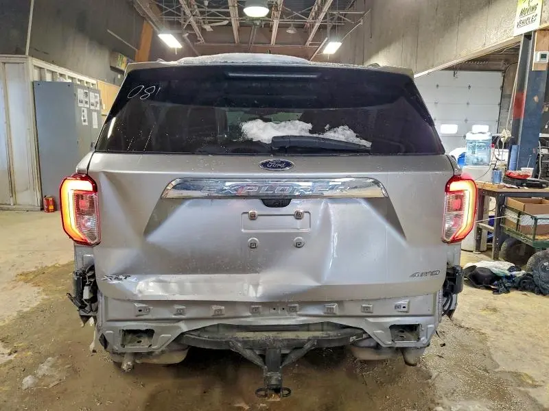 2021 FORD EXPLORER XLT  