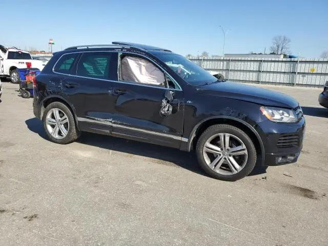 2014 VOLKSWAGEN TOUAREG V6  