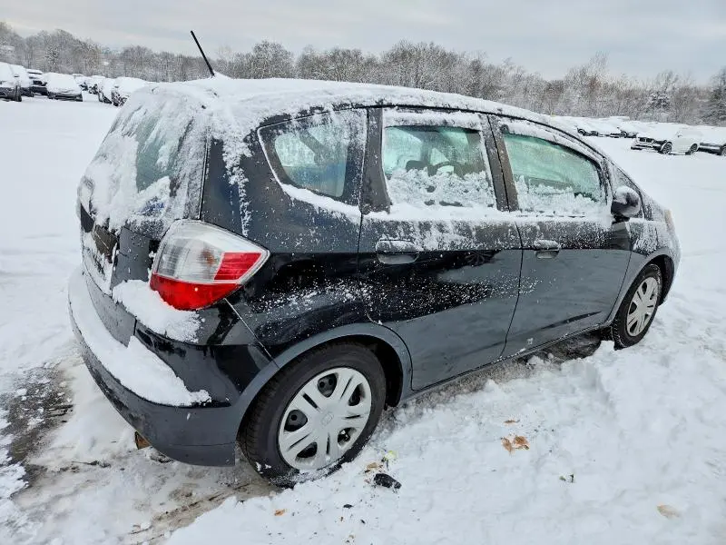 2012 HONDA FIT   