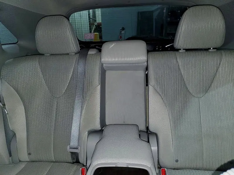 2013 TOYOTA VENZA LE  