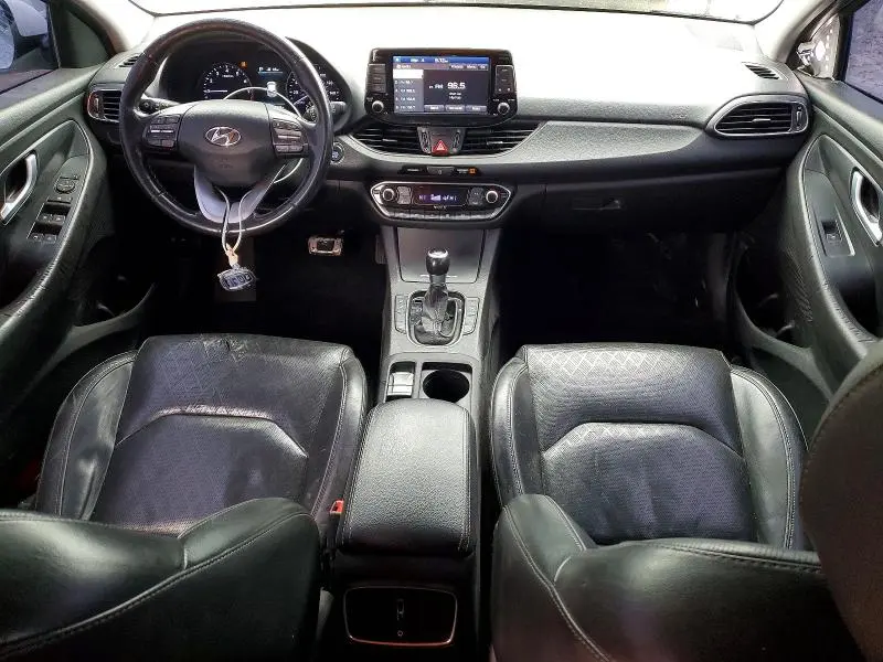 2018 HYUNDAI ELANTRA GT BASE  