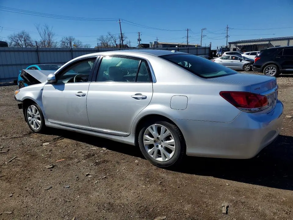 2012 TOYOTA AVALON BASE  