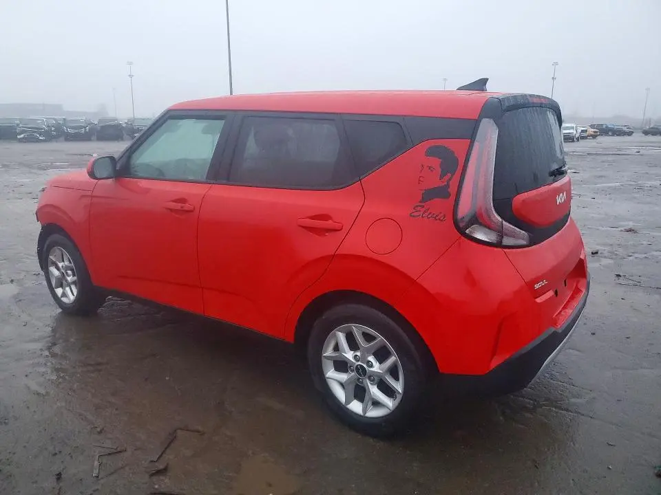 2023 KIA SOUL LX  