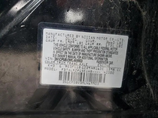 2021 NISSAN KICKS S  