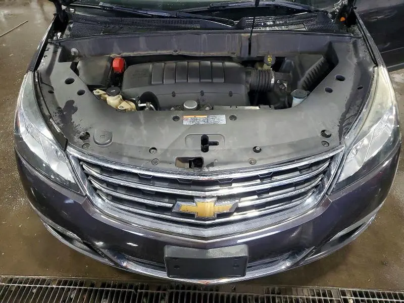 2015 CHEVROLET TRAVERSE LT  