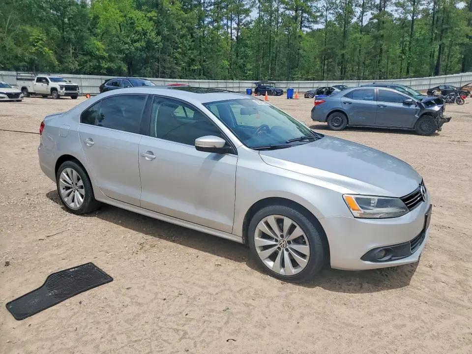 2012 VOLKSWAGEN JETTA TDI  