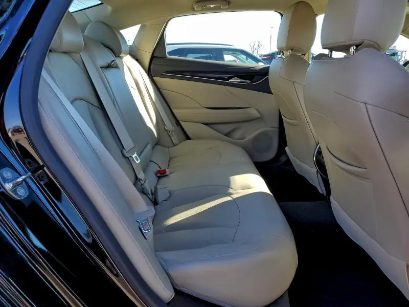 2017 BUICK LACROSSE ESSENCE  