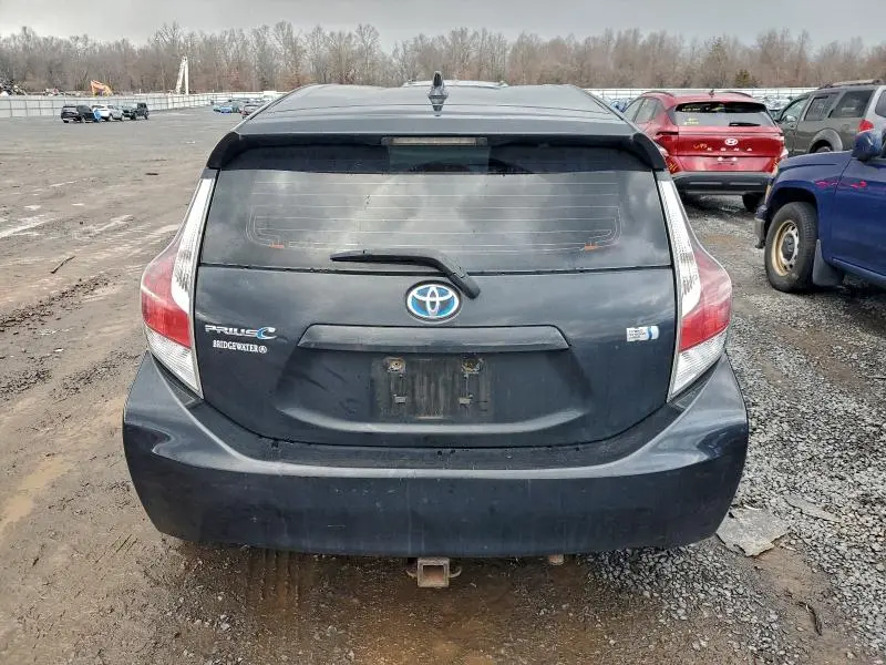 2015 TOYOTA PRIUS C   