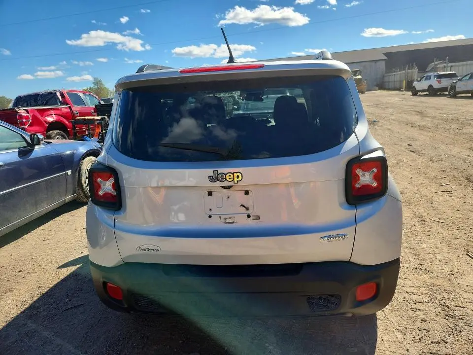 2016 JEEP RENEGADE LATITUDE  