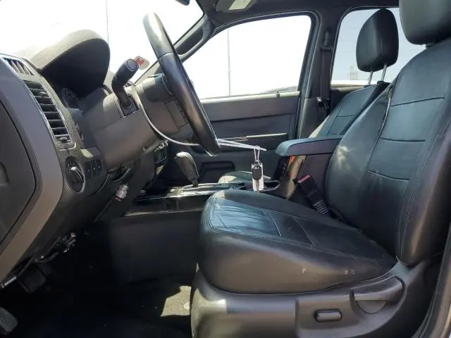 2011 FORD ESCAPE LIMITED  